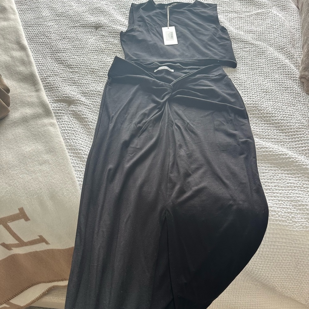 Reformation two piece skirt set! Brand new tags on.